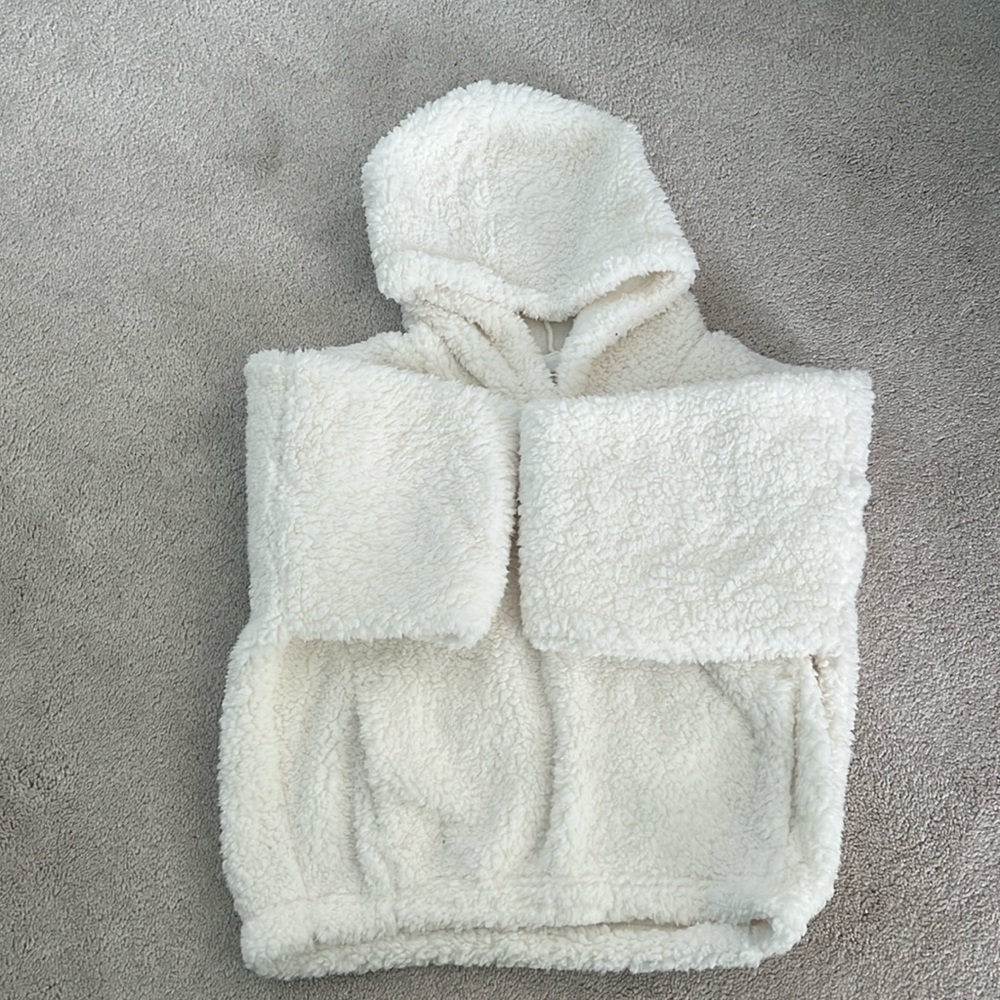 Gilly Hicks Sherpa Cropped Sweatshirt